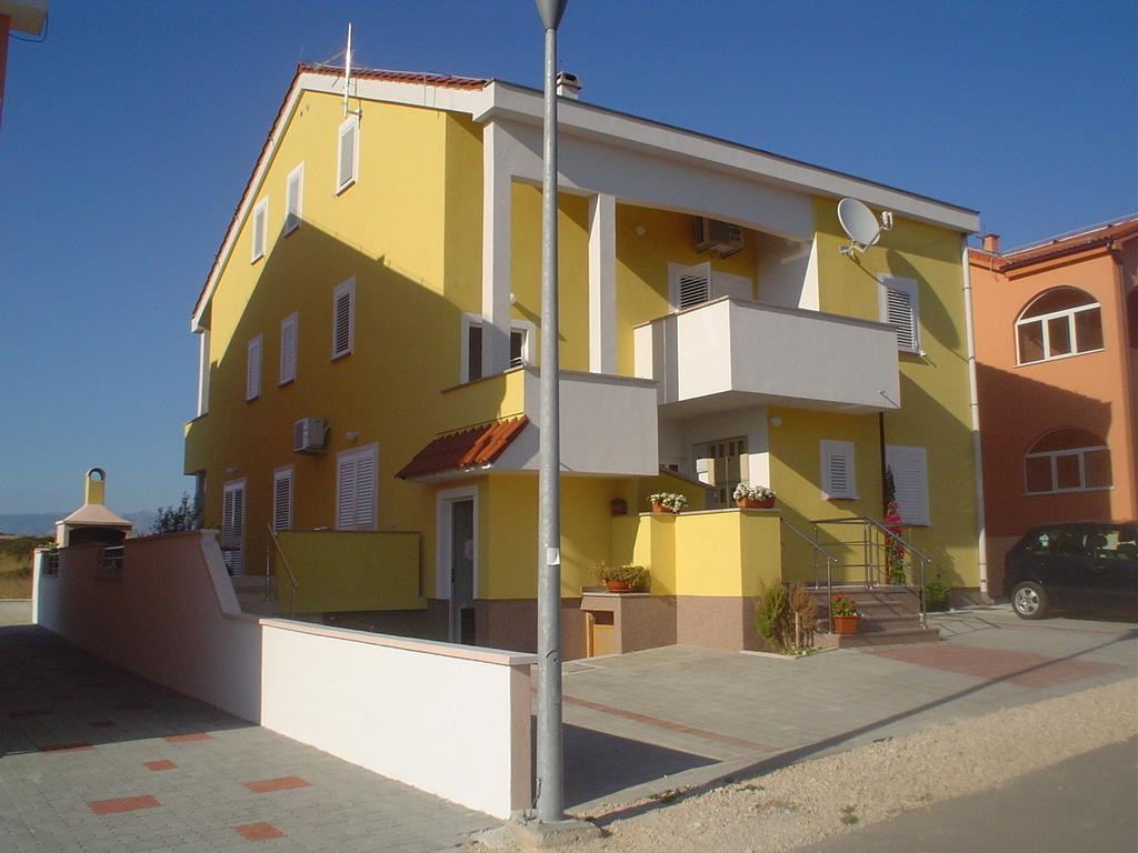Apartments Iva Povljana Habitación foto